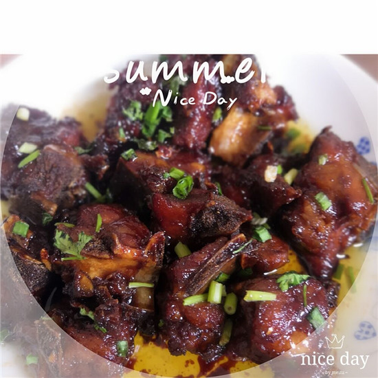 6374fcdbf38a42a0a5b6608740ed8f02.jpg 朱娟娟 厨艺展示.jpg