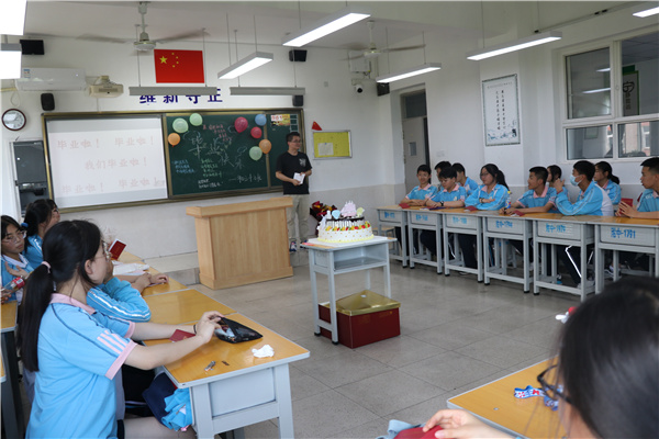 d5afc2950d6b47bc9a43177defa14b2e.jpg