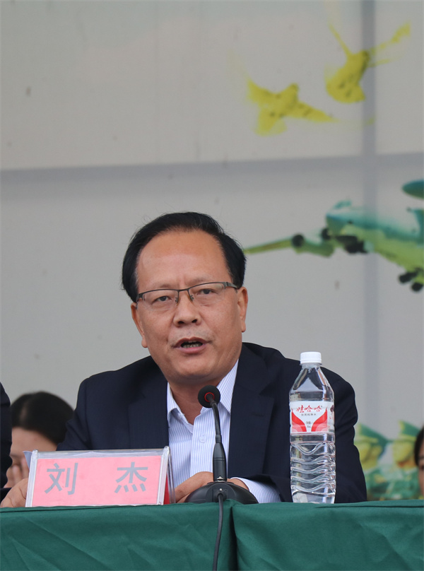 4f21c360aae2417bb10fc60b9505f3c5.jpg img_0852_副本.jpg