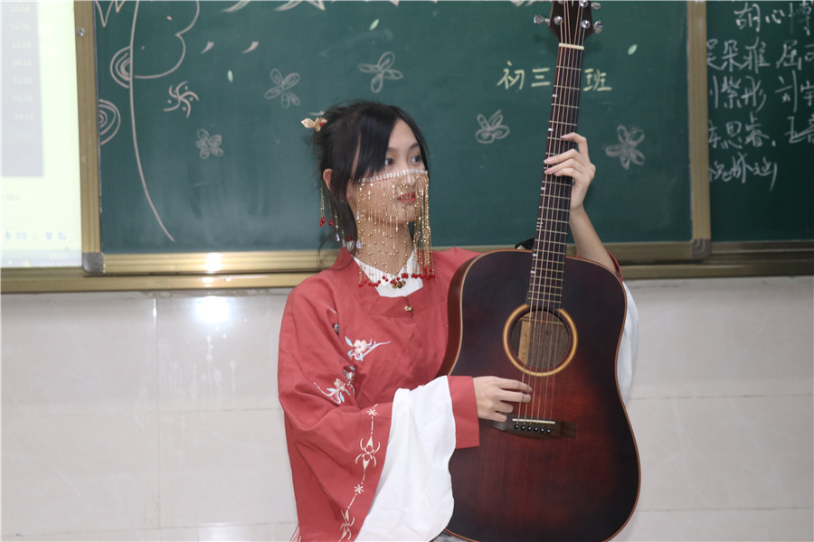 eefb66ce68e54ce3bb0278bab9189cf1.jpg