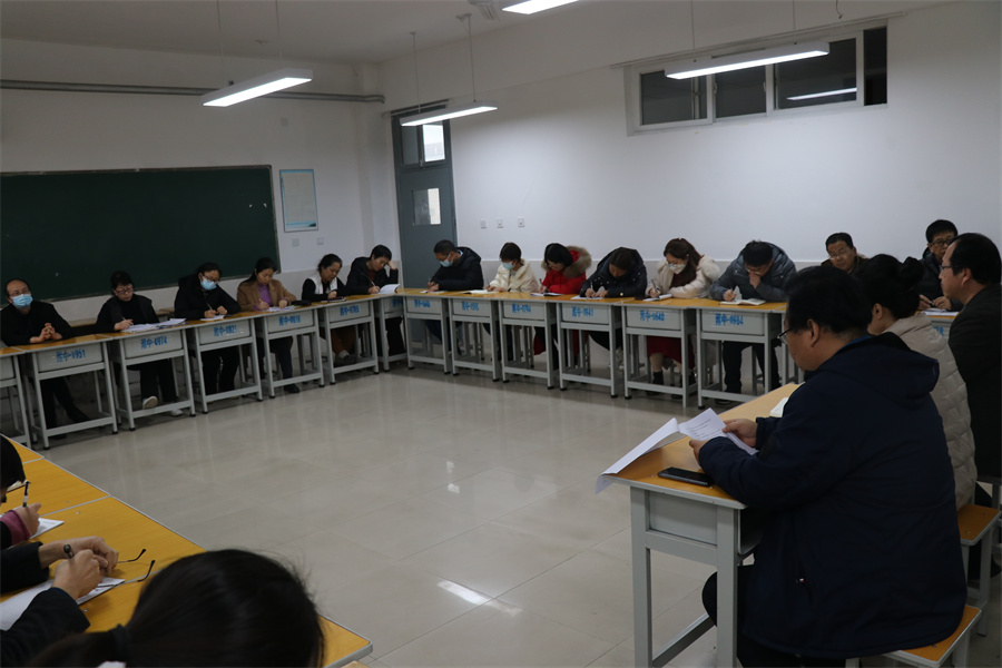 70b315795f144cc88ba4d339c4a3715a.jpg 高二2.JPG