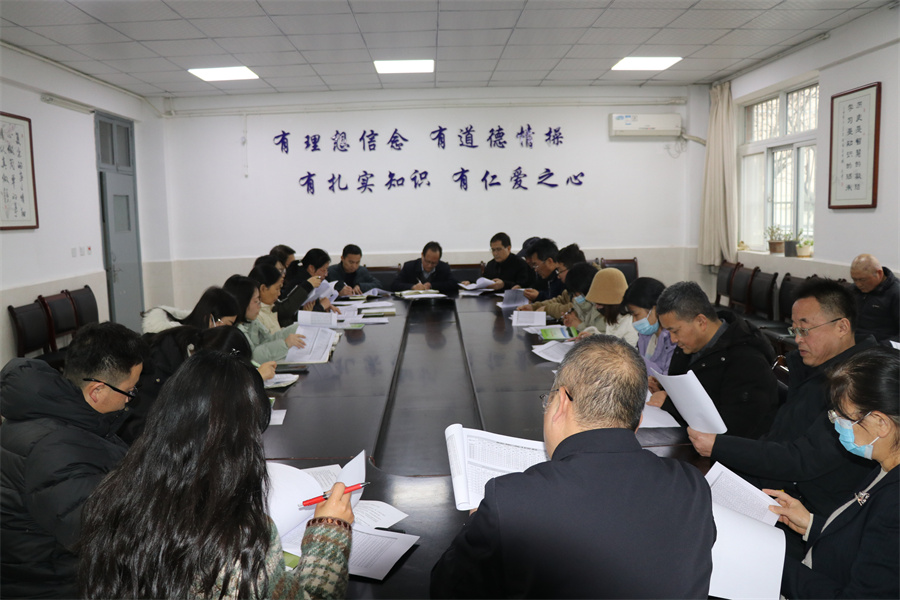 b2057345e9f84913b8ef544cc06b6d48.jpg 高三.JPG