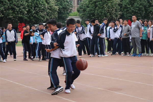 c62a3dbe249f4ffaabb5d81d7eb38053.jpg
